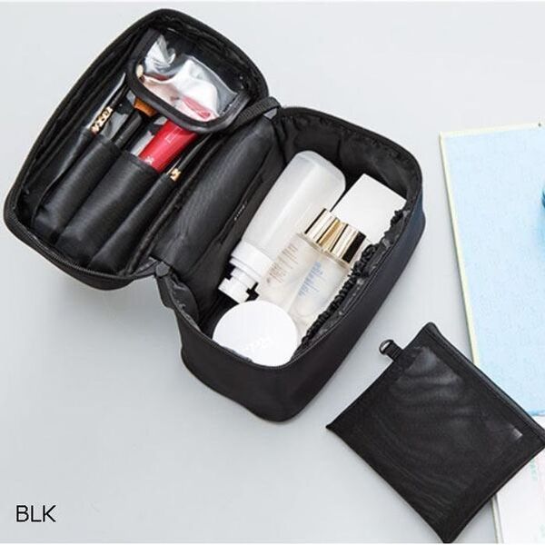 新品〔co〕メイクポーチ トラベルポーチ ポーチ トラベルグッズ 防水