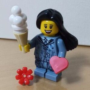 レゴ 学生さんとアイス ミニフィグ【LEGO正規品使用・アレンジ】新品同様 #カワイイ ハート お花 ソフトクリーム