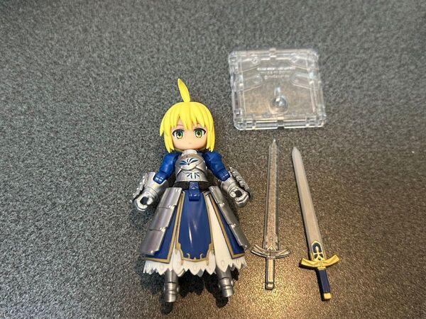 デスクトップアーミー Fate/Grand Order セイバー/アルトリア・ペンドラゴン FGO TYPE-MOON