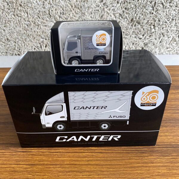 三菱ふそう キャンター 1/43 ミニカー+キャンタープルバックミニカー非売品