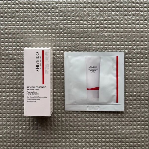 SHISEIDO エッセンススキングロウファンデーション 220 Linen エッセンススキングロウ プライマー