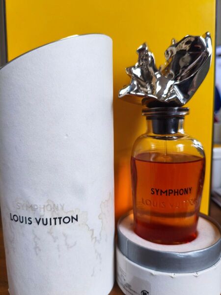 LOUIS VUITTON ルイヴィトン SYMPHONY 香水
