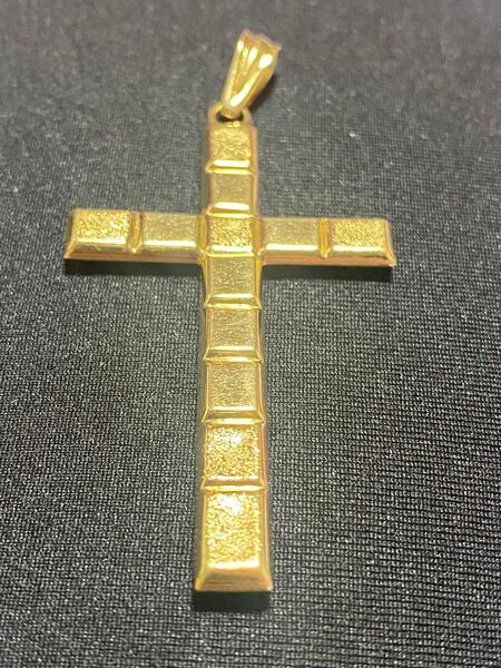 K18 金 十字架ペンダント 4.1g 20-30-40グラムのネックレスにフィット クロス アクセサリー K18