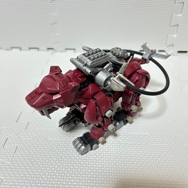 旧ゾイド サーベルタイガー 強化パーツ付き 動作確認済 ZOIDS TOMY トミー