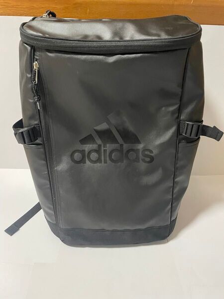 adidas アディダス 通学 ボックスリュック 大容量 リュック リュックサック バックパック 大容量