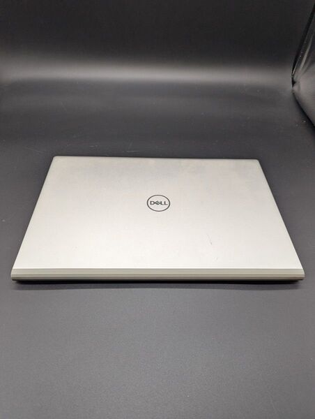 DELL Inspiron 5505 RYZEN 5 4500U Redeon Graphics 8 GB 256 GB SSD