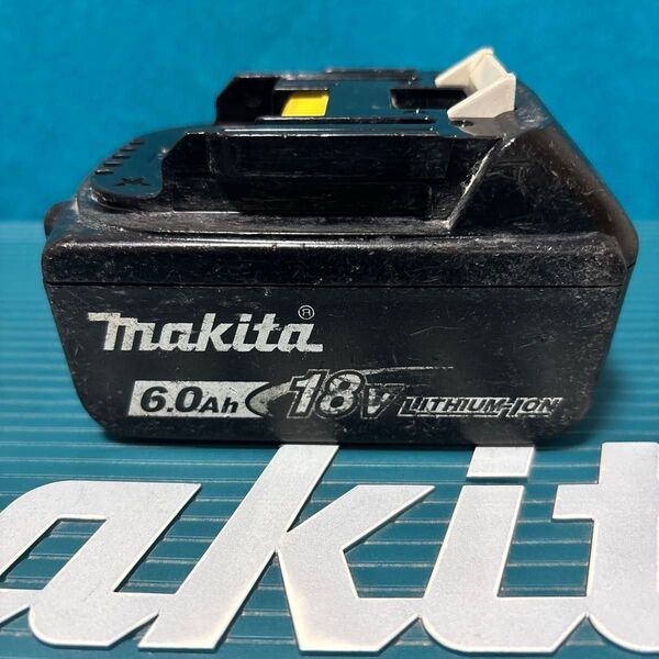 (24)容量5818mAhマキタ純正18vバッテリーBL1860B稼動品です。