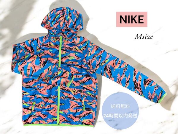 NIKEフード付きウィンドブレーカーMサイズ ウインドブレーカー ジャケット 総柄 アウター