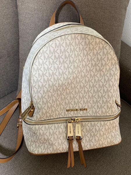 MICHAEL KORS マイケルコース リュック