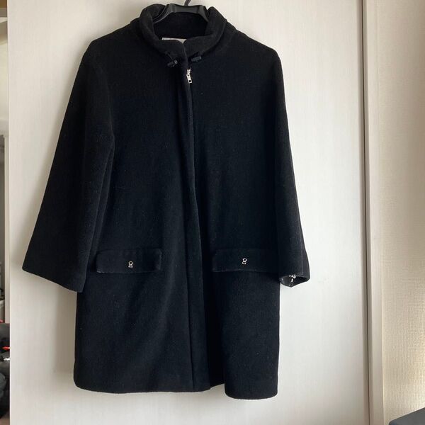 PICONE ピッコーネ 黒 ノーカラーコート フラップポケット ウール wool レディース 黒コート サイズ42 L〜LL