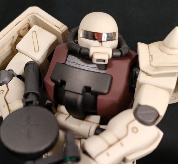 ガンプラ 塗装済完成品 MG 1/100 MS-06F-2 ザクII F2型