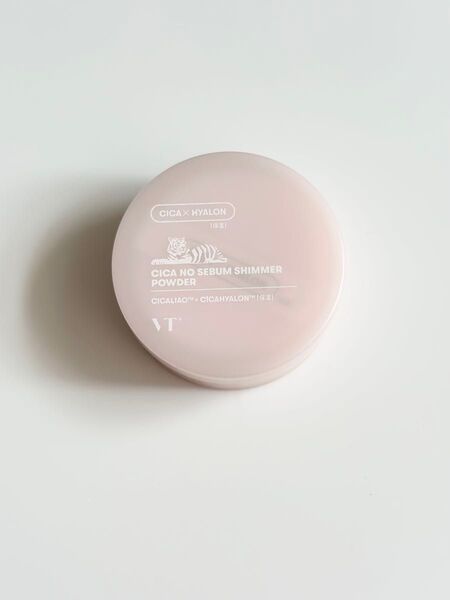 【美品】VT コスメティクス CICA ノーセバムシマーパウダー