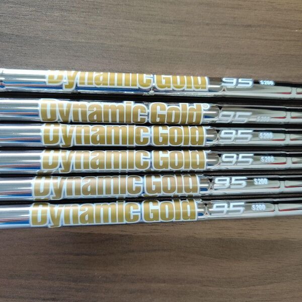 Dynamic Gold ダイナミックゴールドs200 95シャフト