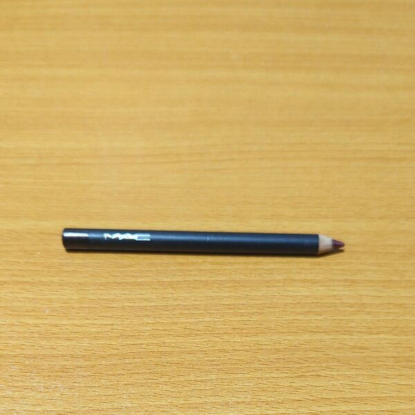 MAC ペンシルアイライナー