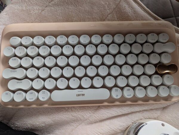 Lofree Bluetooth キーボード タイプライター ミルクティーカラー