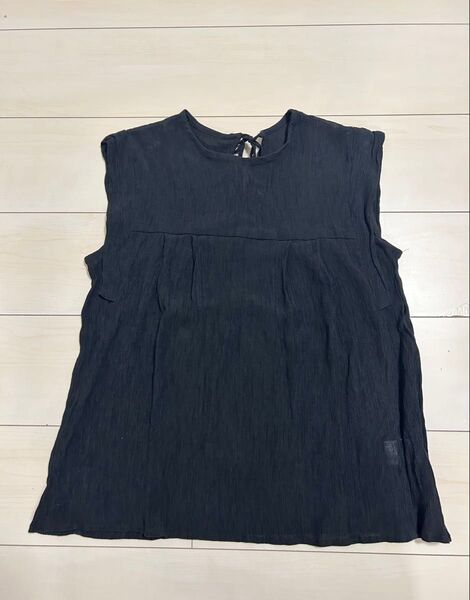 ELENCARE DUE ノースリーブカットソー ブラウス
