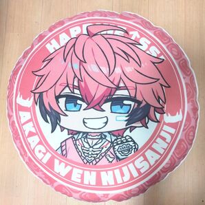 にじさんじ 赤城ウェン オリエンス クッション しまむら