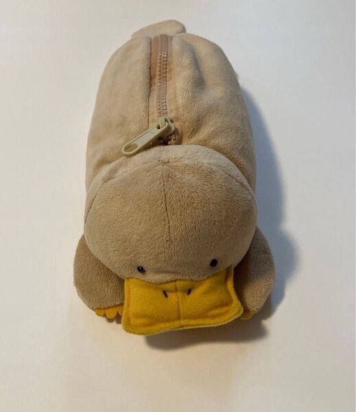 ウォンバットさんたち カモノハシ ペンケース ぬいぐるみ ポーチ 筆箱