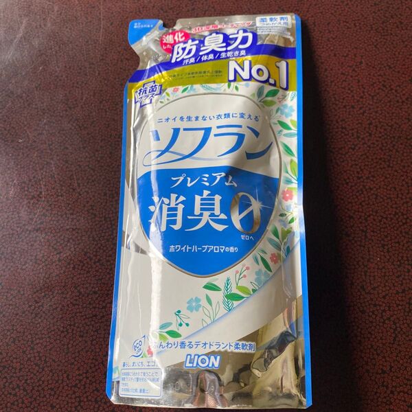 ソフラン プレミアム消臭 ホワイトハーブアロマ 詰替 420ml