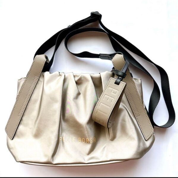 【新品】ペレボルサ PELLE BORSA ショルダーバッグ チアーズ 4695