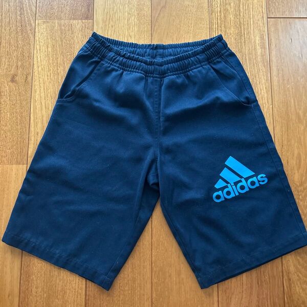 adidas/アディダス ハーフパンツ ネイビー 130cm