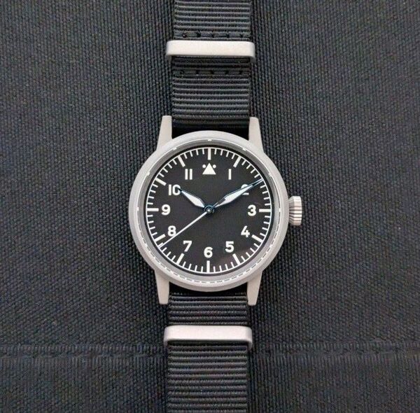 Militado ML-10 ミリタリーウォッチ