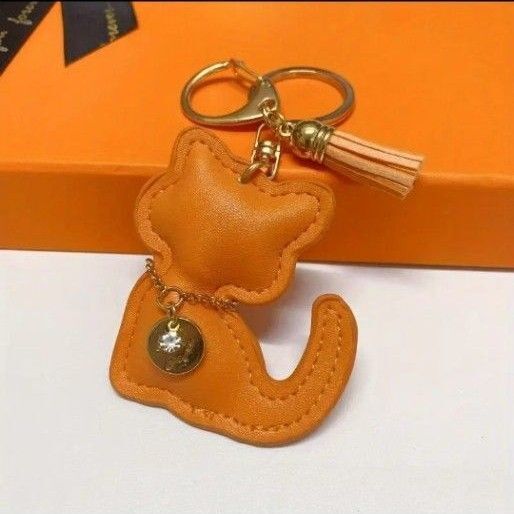 フェイクレザー キーホルダー バッグチャーム猫