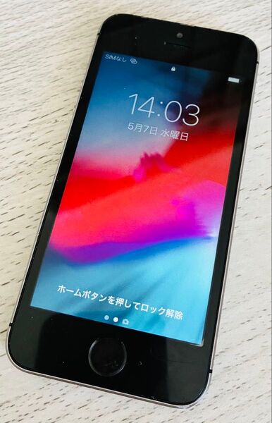 Apple iPhone5s ドコモ 16GB 本体