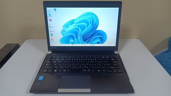 ノートパソコンTOSHIBA Core i5 SSD メモリ 8G office