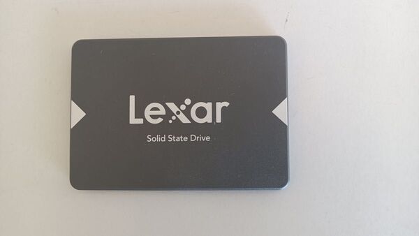 美品 Lexar SSD 128G sata 2.5