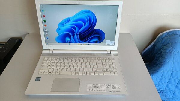 ノートパソコンTOSHIBA 第六世代 Core i5 SSD Blu-ray Windows11 pro office2021