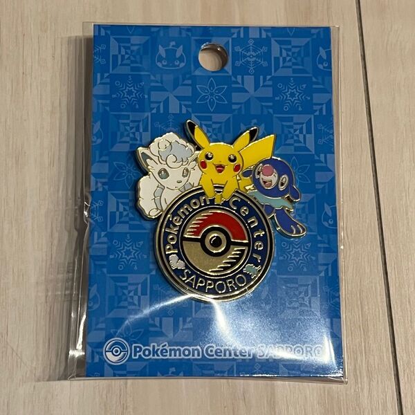 希少品!! 『 ロゴピンズ ポケモンセンター サッポロ 札幌 限定』 バッジ ポケモン ポケモンセンター アクセサリー ピンバッジ