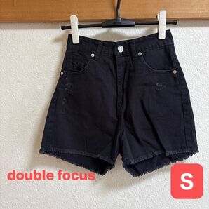 ショートパンツ S イオン double focus 黒 レディース ダメージ加工