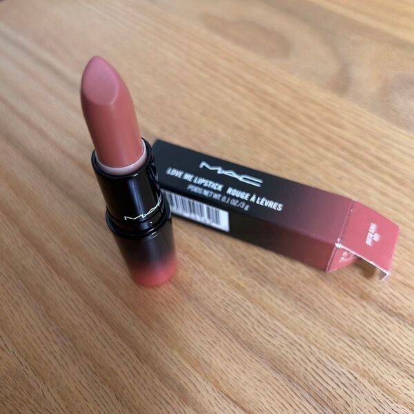 MAC LOVE ME LIPSTICK TRES BLASE 404