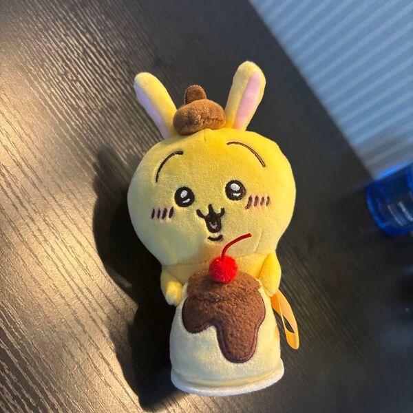 ちいかわ デスクトップから見守るひっかけぬいぐるみ うさぎ・ポムポムプリン