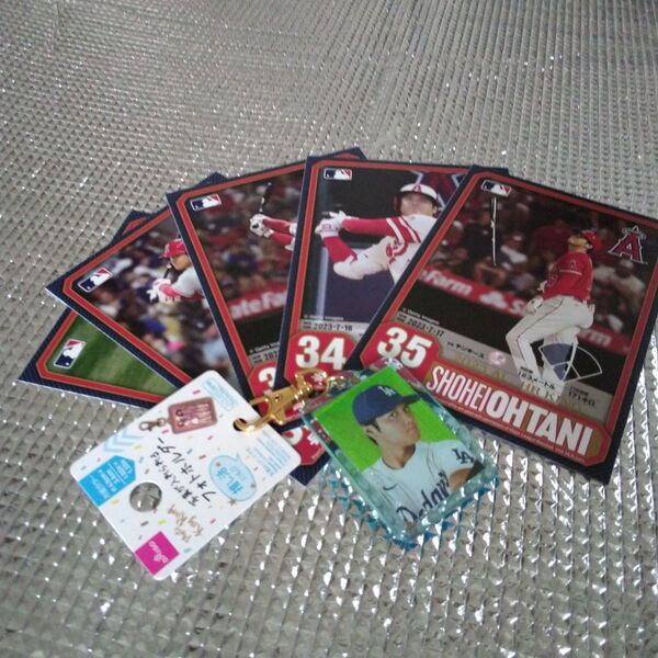 大谷翔平 ポストカード5枚 キーホルダーはおまけです。