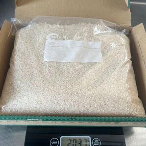 米 2037g 精米 冷蔵庫保管してましたうるち米 白米 ヒノヒカリ送料無料