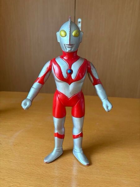 当時物 ウルトラマン ビッグサイズ ソフビ 高さ 約30センチ バンダイ 送料込み!