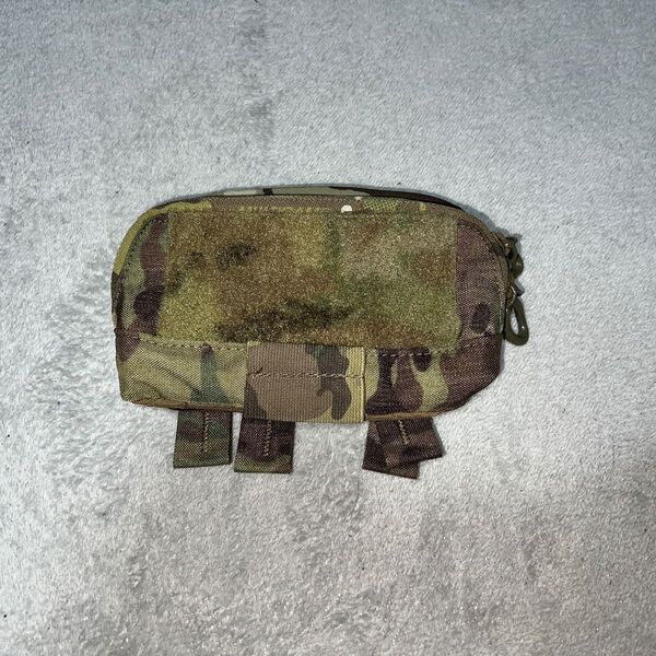 Ferro conceptsタイプ MOLLE Admin Panel マルチカム アドミンポーチ