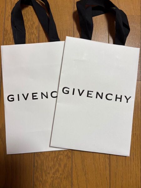 GIVENCHY ジバンシー ショッパー 紙袋 2枚セット