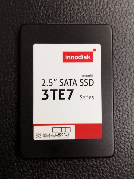 0521-2 innodisk SATA SSD 512GB
