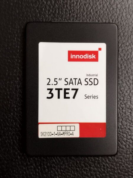 0521-3 innodisk SATA SSD 512GB