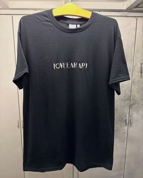 新品 L ジョインツ2025 ラブイヤーアート Tシャツ 刺繍 ロゴ 半袖Tシャツ Black
