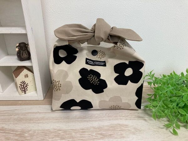 ハンドメイド 丸いリボンのお弁当袋 お弁当袋 お弁当 お弁当箱 お弁当包み お弁当グッズ ランチグッズ ランチ 北欧風 花柄