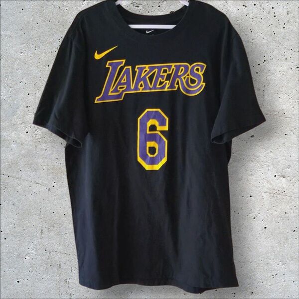 ナイキ NIKE レイカーズ レブロン・ジェームズ アメリカ古着 Tシャツ