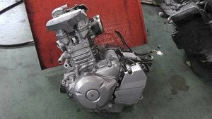 GSR250　LC6GJ55D001104xxx　の　エンジン *1589249137　中古