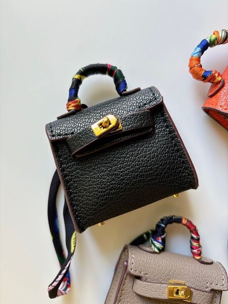 新品*BAG ミニバッグチャーム ミニチュアチャーム イヤホンケース ケリー