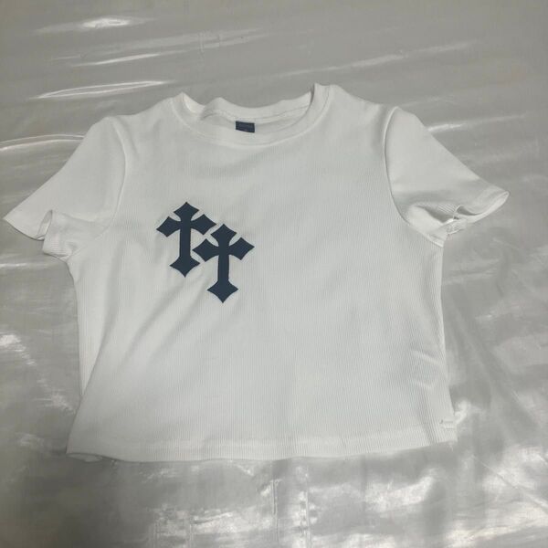 SHEIN グランジ Tシャツ