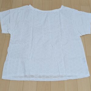 UNIQLO ユニクロ 白の刺繍ブラウス