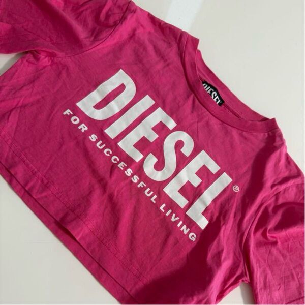 DIESEL 半袖クロップド丈Tシャツ ピンク